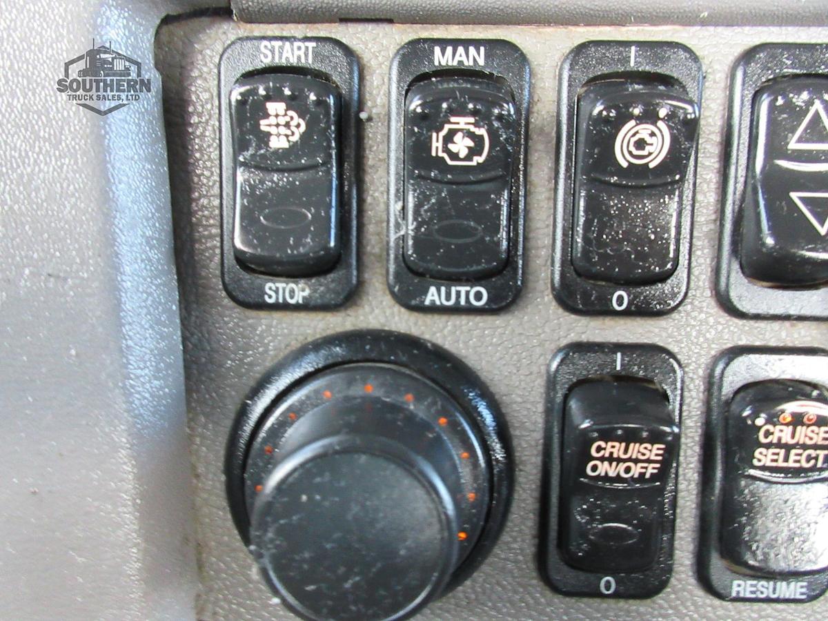 Used 2022 PETERBILT 389