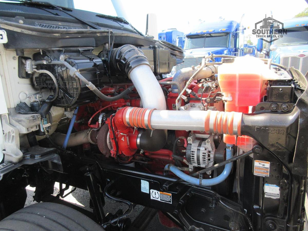 Used 2016 KENWORTH T880