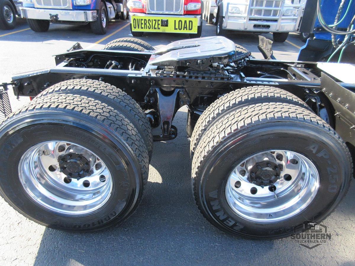Used 2021 INTERNATIONAL LT
