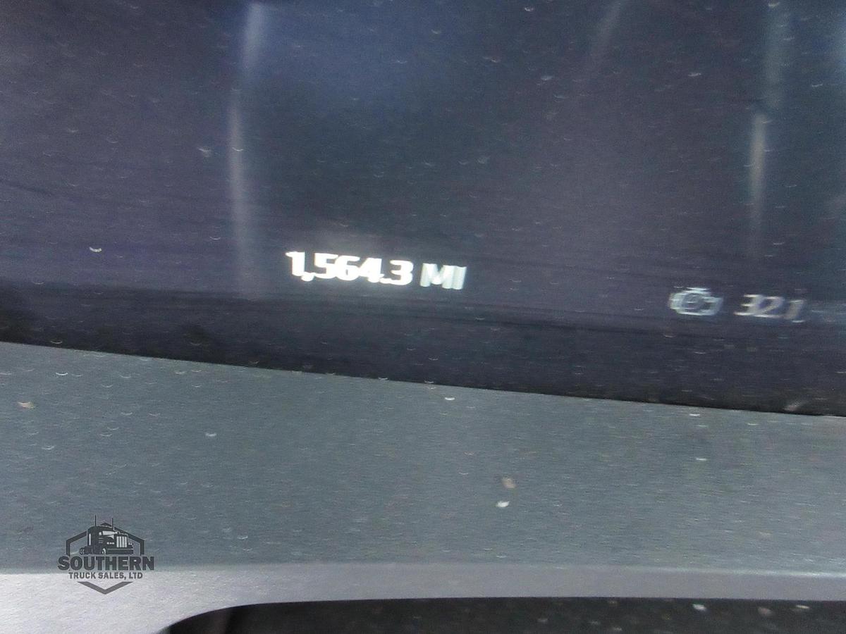Used 2025 KENWORTH T880