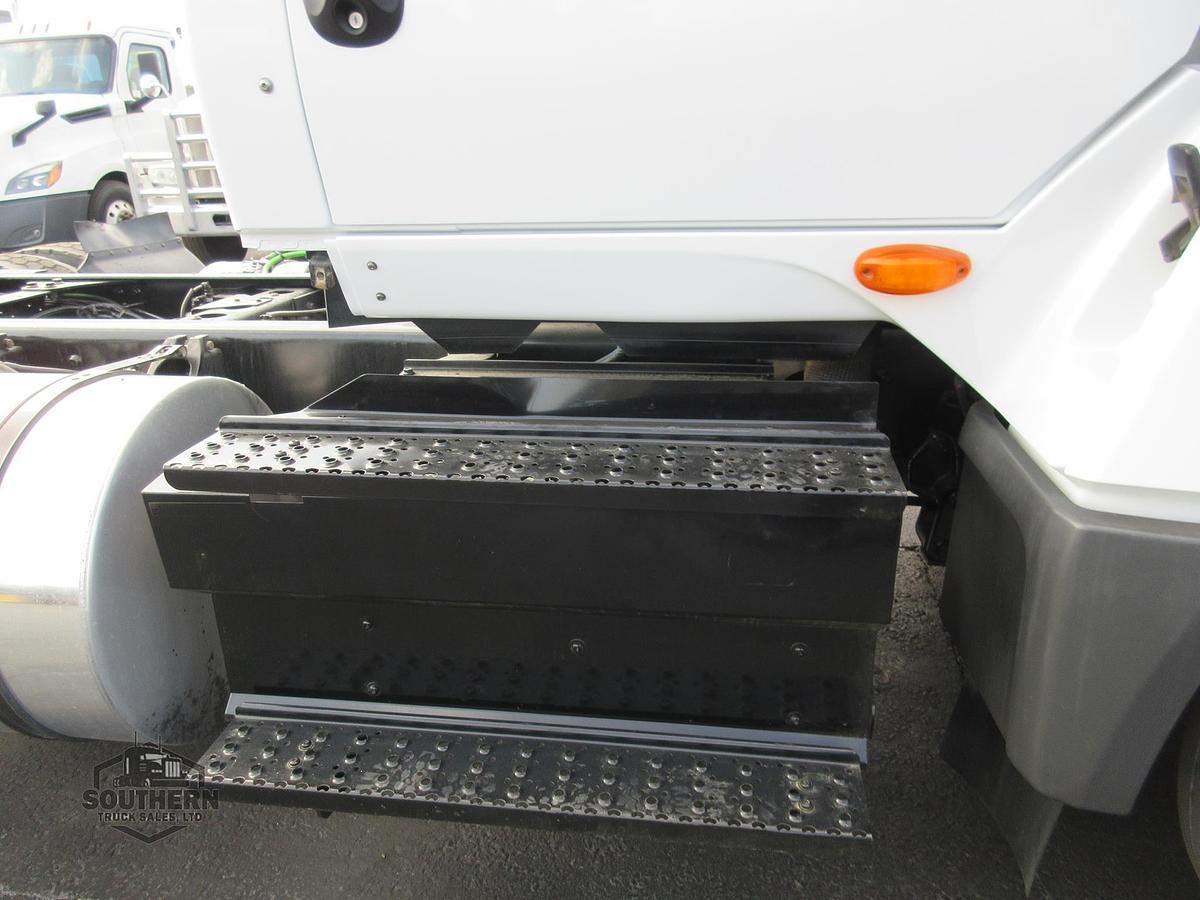 Used 2023 INTERNATIONAL LT