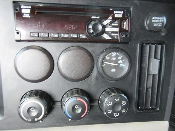 Used 2019 FREIGHTLINER CASCADIA 126