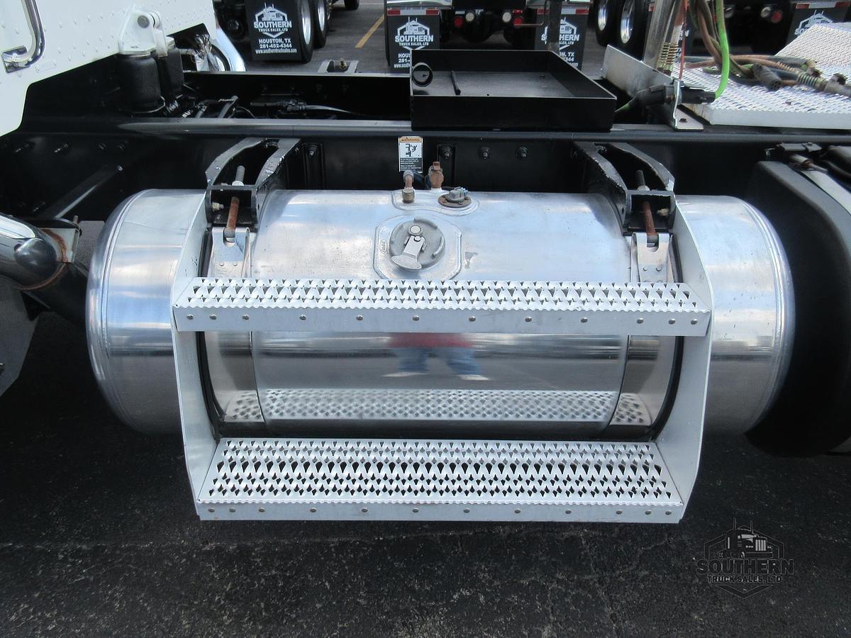 Used 2020 PETERBILT 389