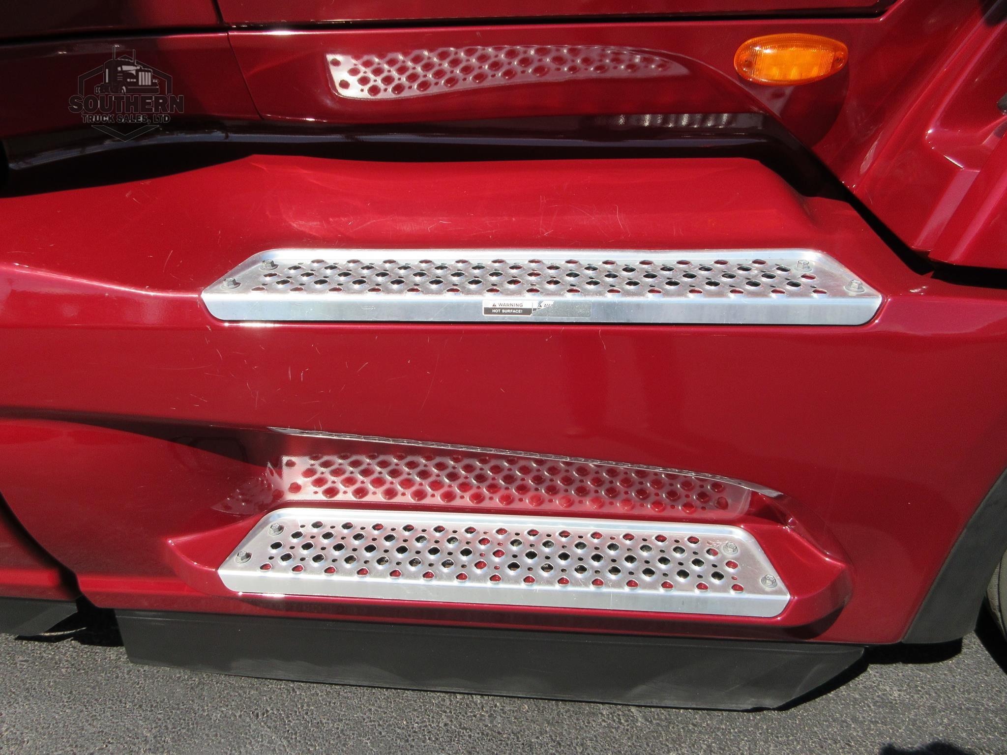 Used 2023 INTERNATIONAL LT