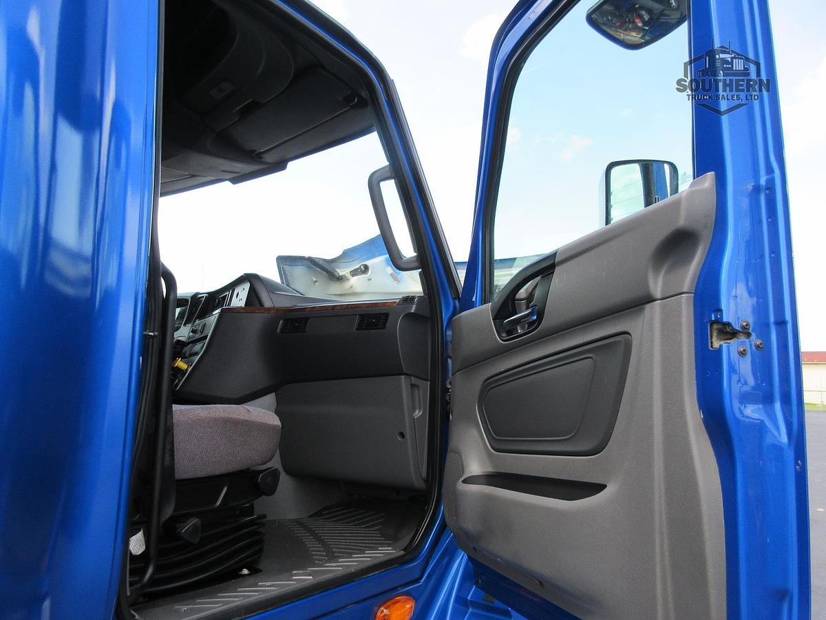 Used 2021 INTERNATIONAL LT
