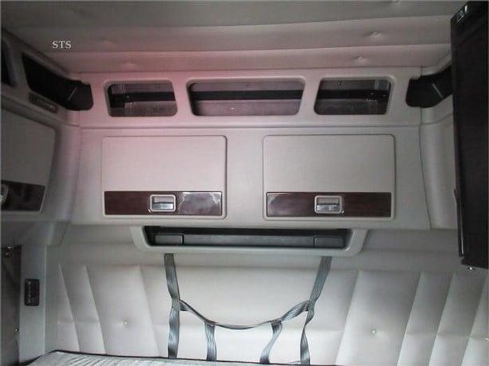 Used 2015 PETERBILT 389