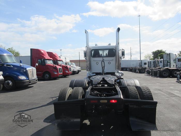 Used 2019 PETERBILT 389