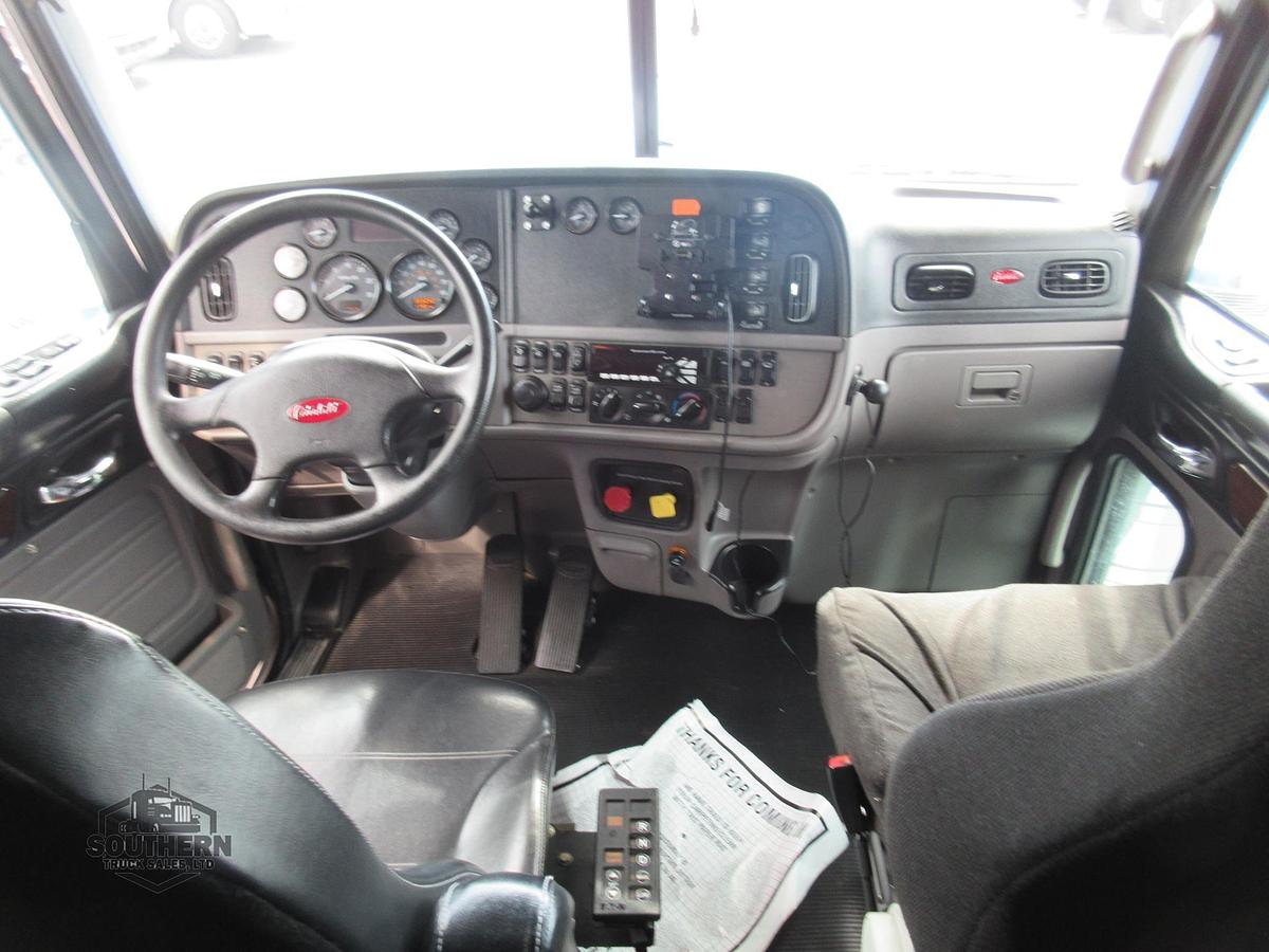 Used 2019 PETERBILT 389