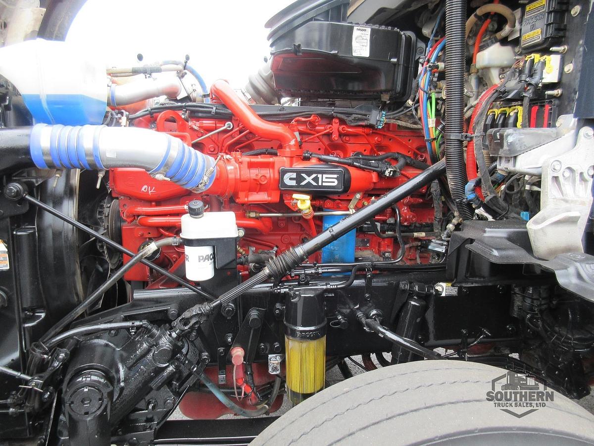 Used 2023 KENWORTH T880