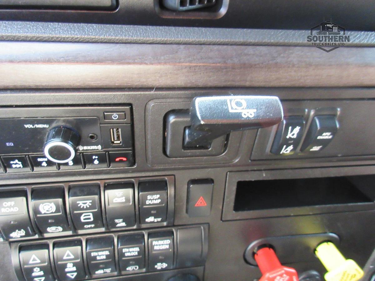 Used 2023 INTERNATIONAL LT