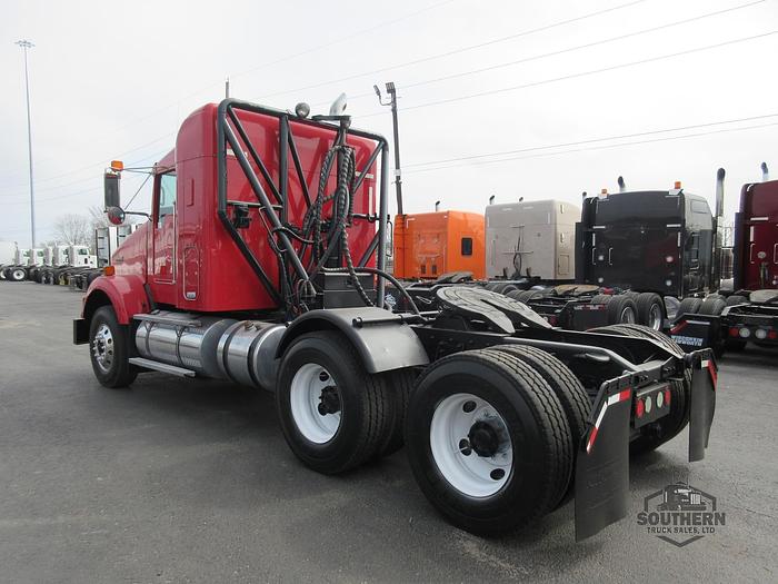 Used 2011 KENWORTH T800