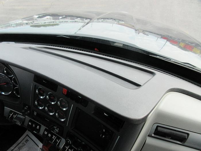 Used 2021 KENWORTH T880