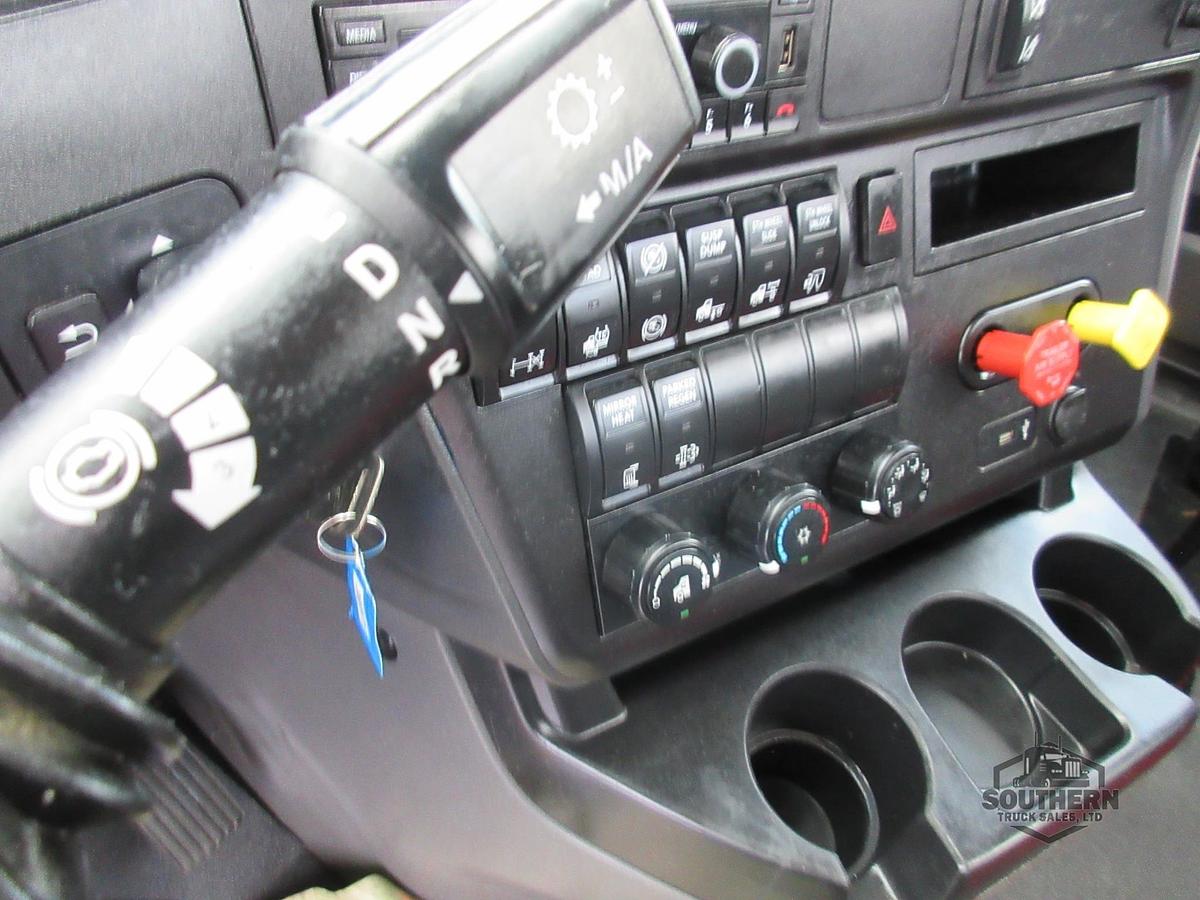 Used 2022 INTERNATIONAL LT