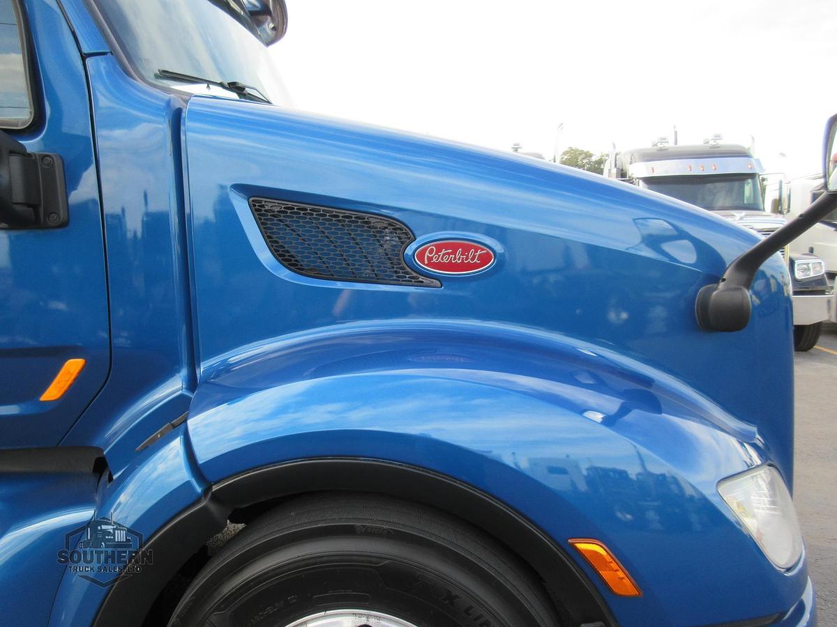 Used 2021 PETERBILT 579