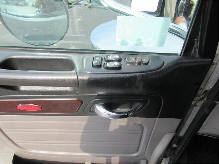 Used 2015 PETERBILT 389