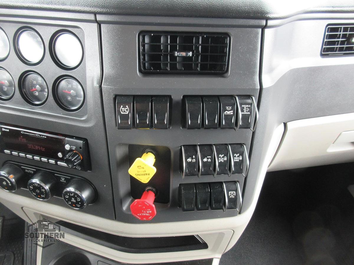 Used 2023 PETERBILT 567