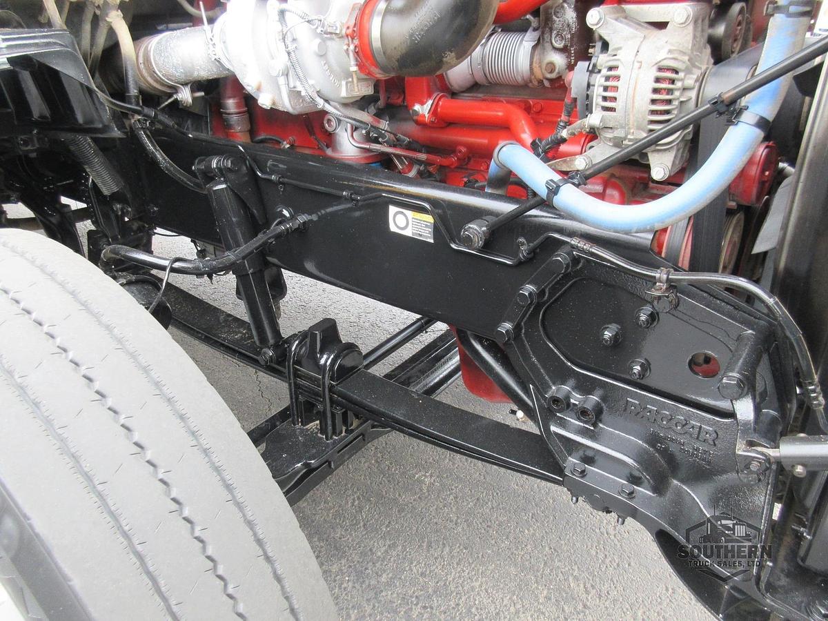 Used 2023 KENWORTH T880