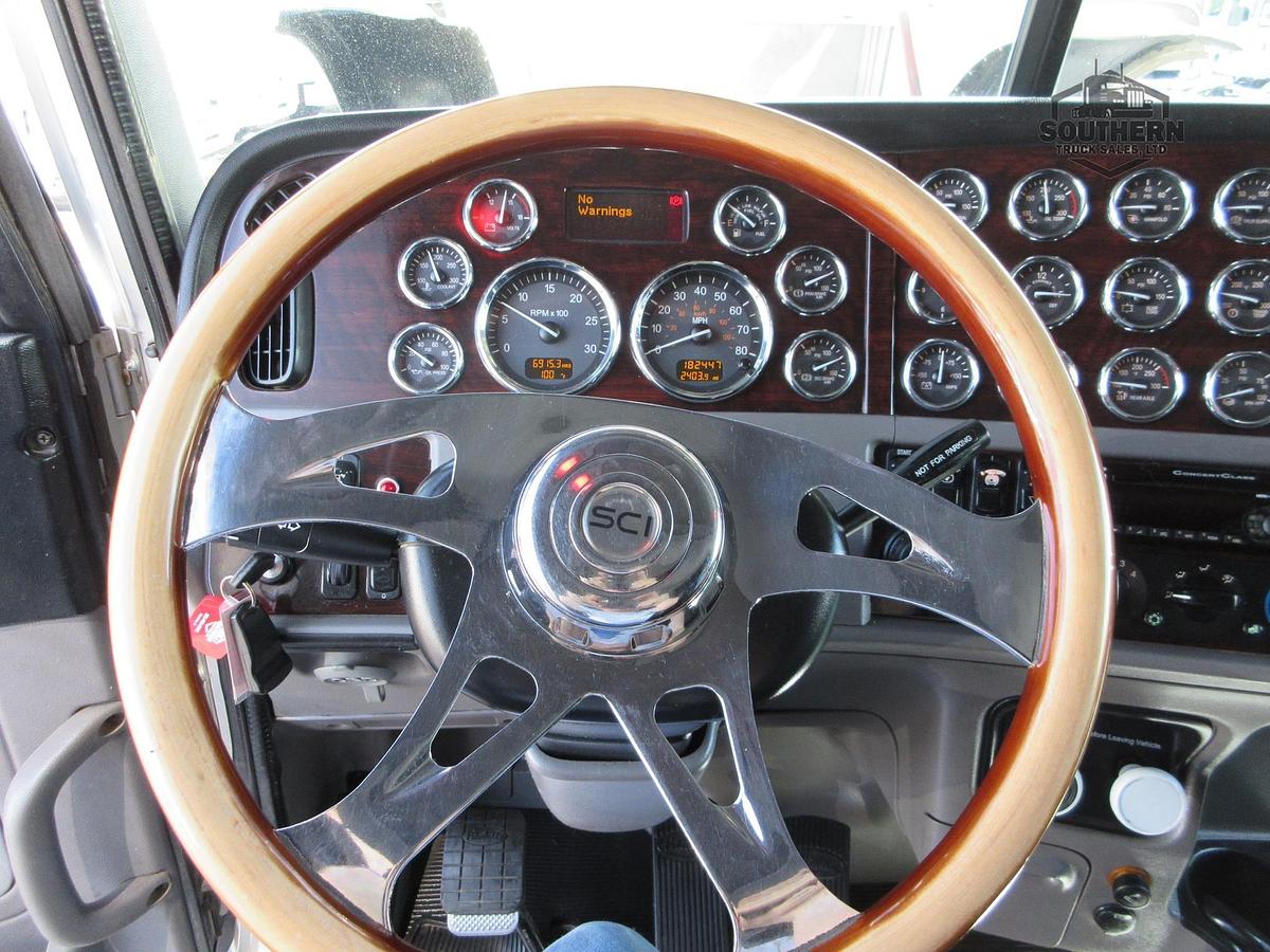 Used 2021 PETERBILT 389