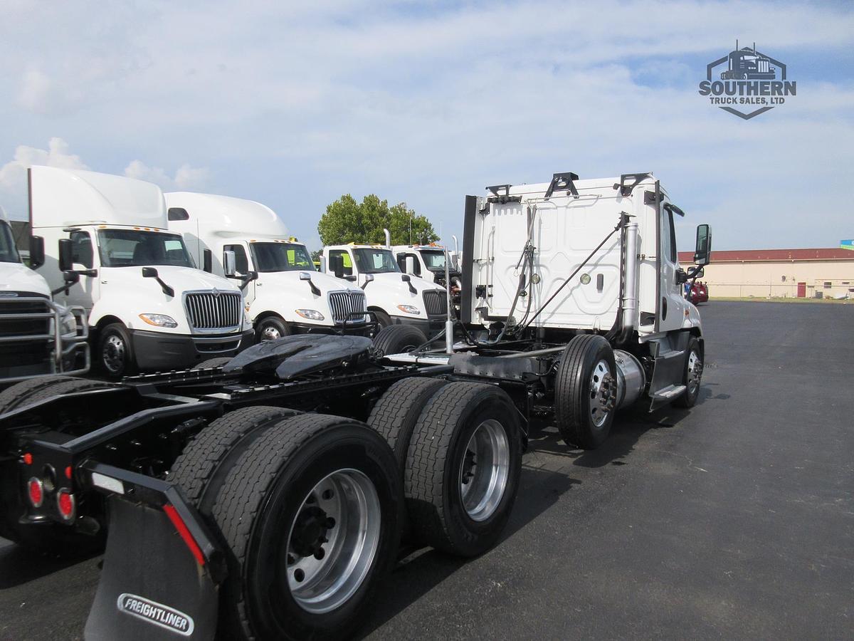 Used 2020 FREIGHTLINER CASCADIA 125