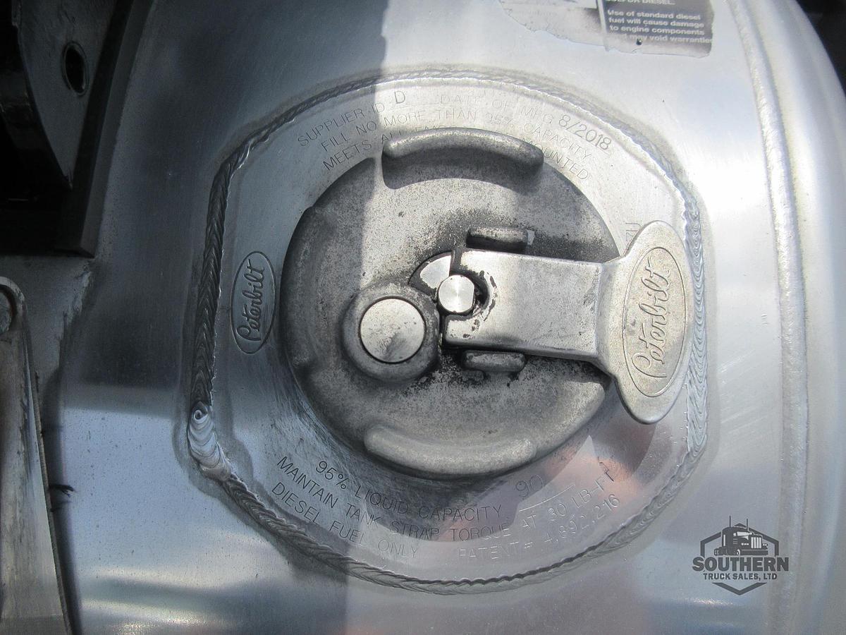 Used 2019 PETERBILT 389