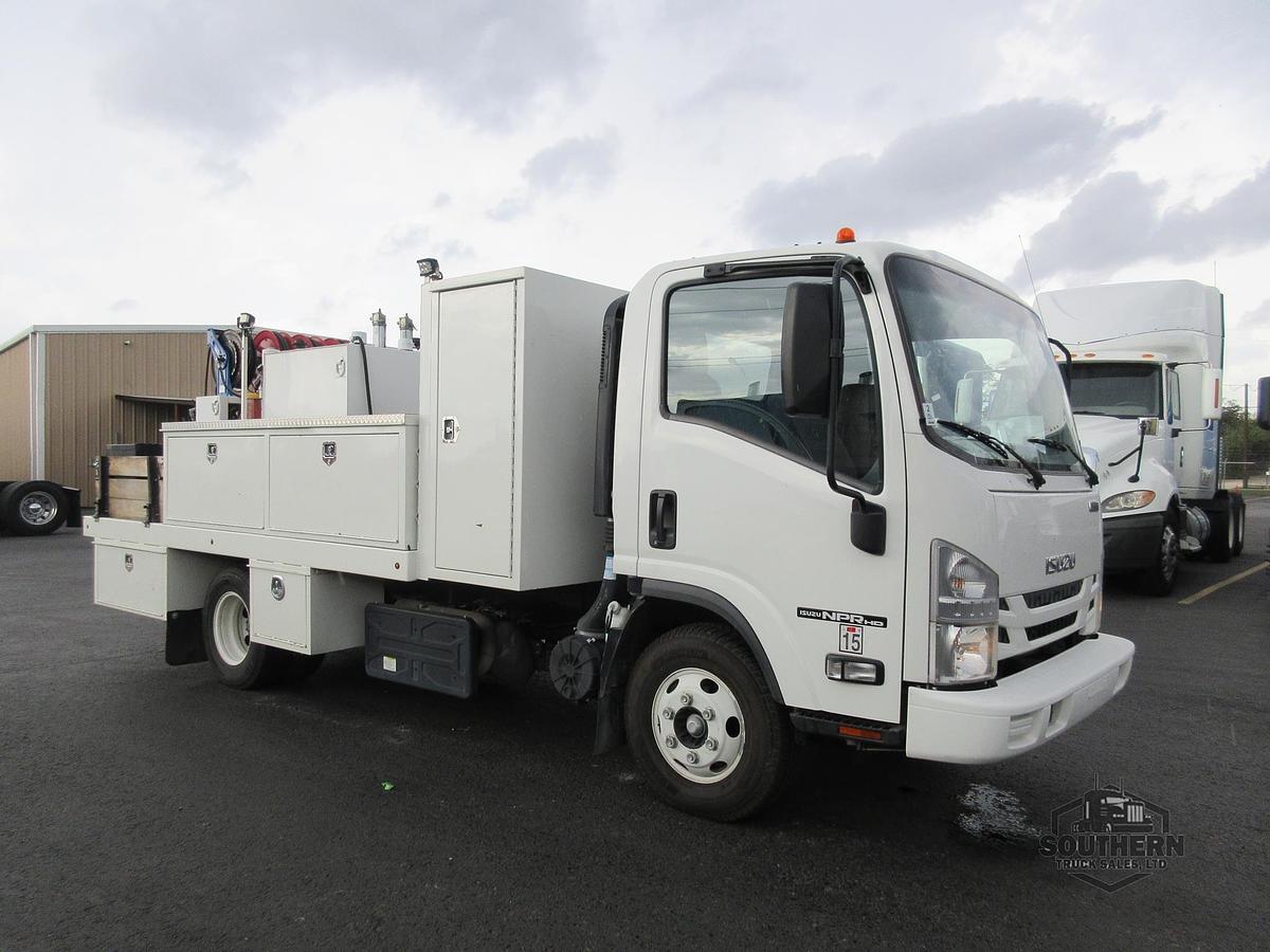 Used 2022 ISUZU NPR HD