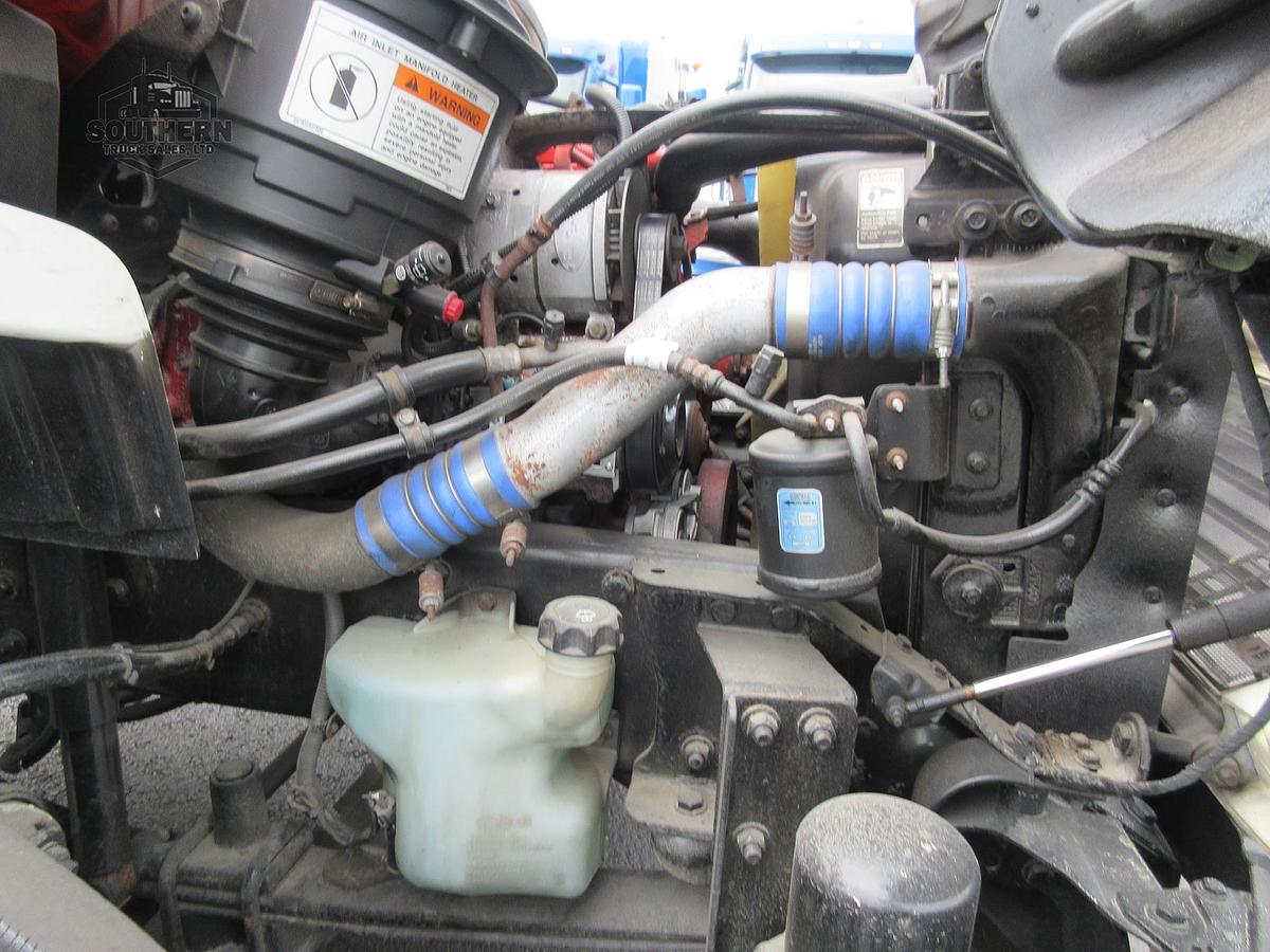 Used 2017 FREIGHTLINER BUSINESS CLASS M2 106