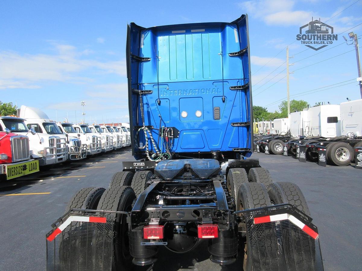 Used 2021 INTERNATIONAL LT