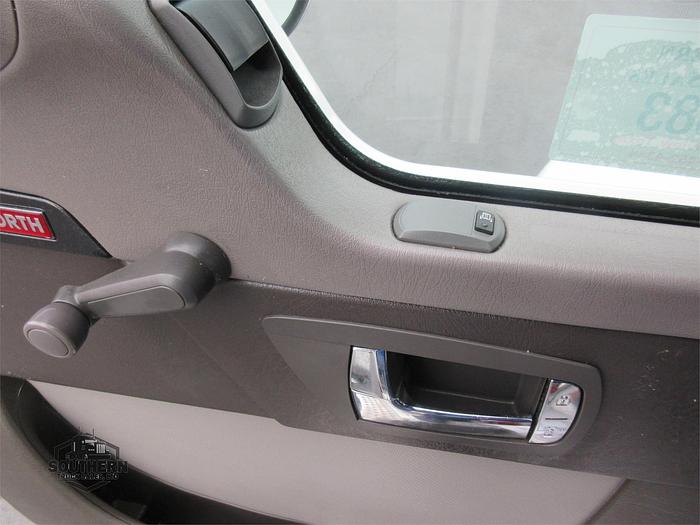 Used 2021 KENWORTH T270