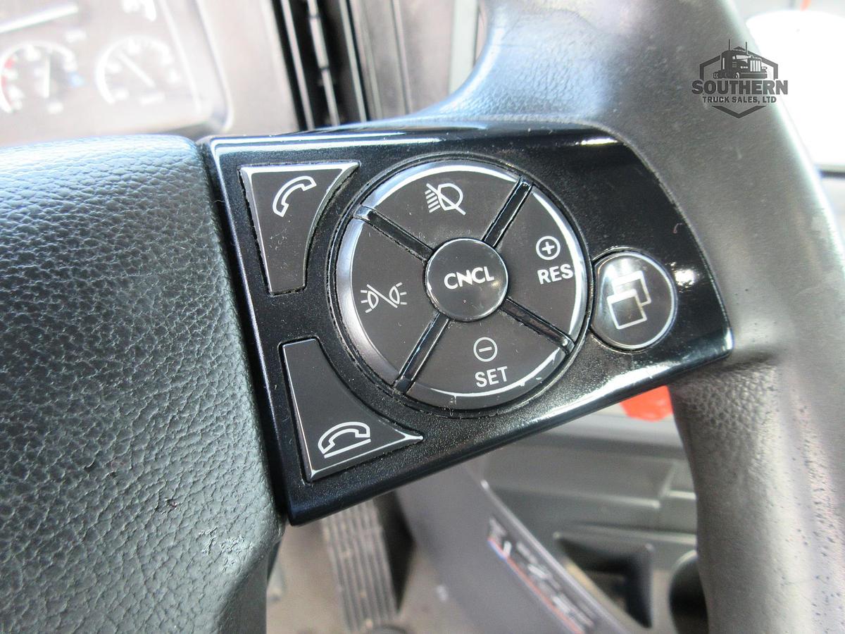 Used 2021 FREIGHTLINER CASCADIA 116
