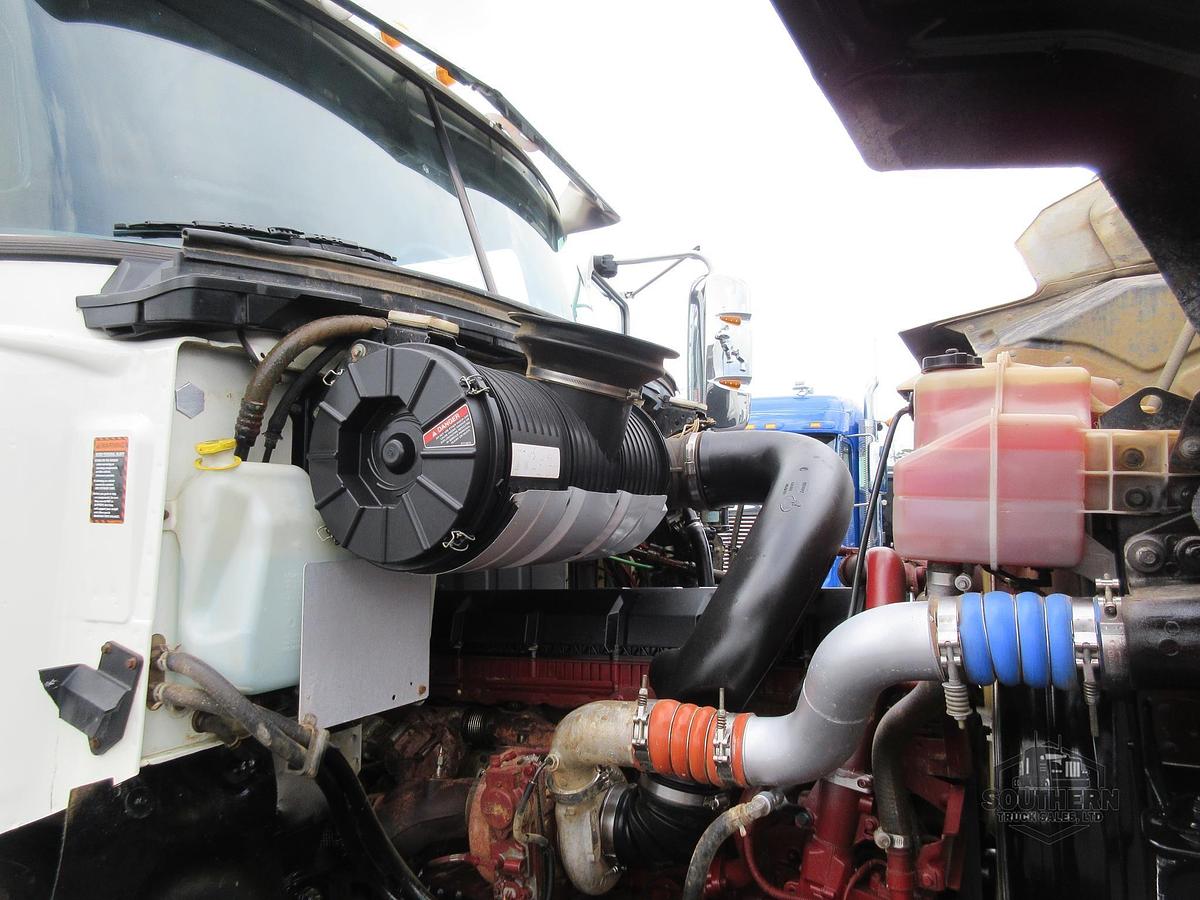 Used 2023 MACK PINNACLE 64T