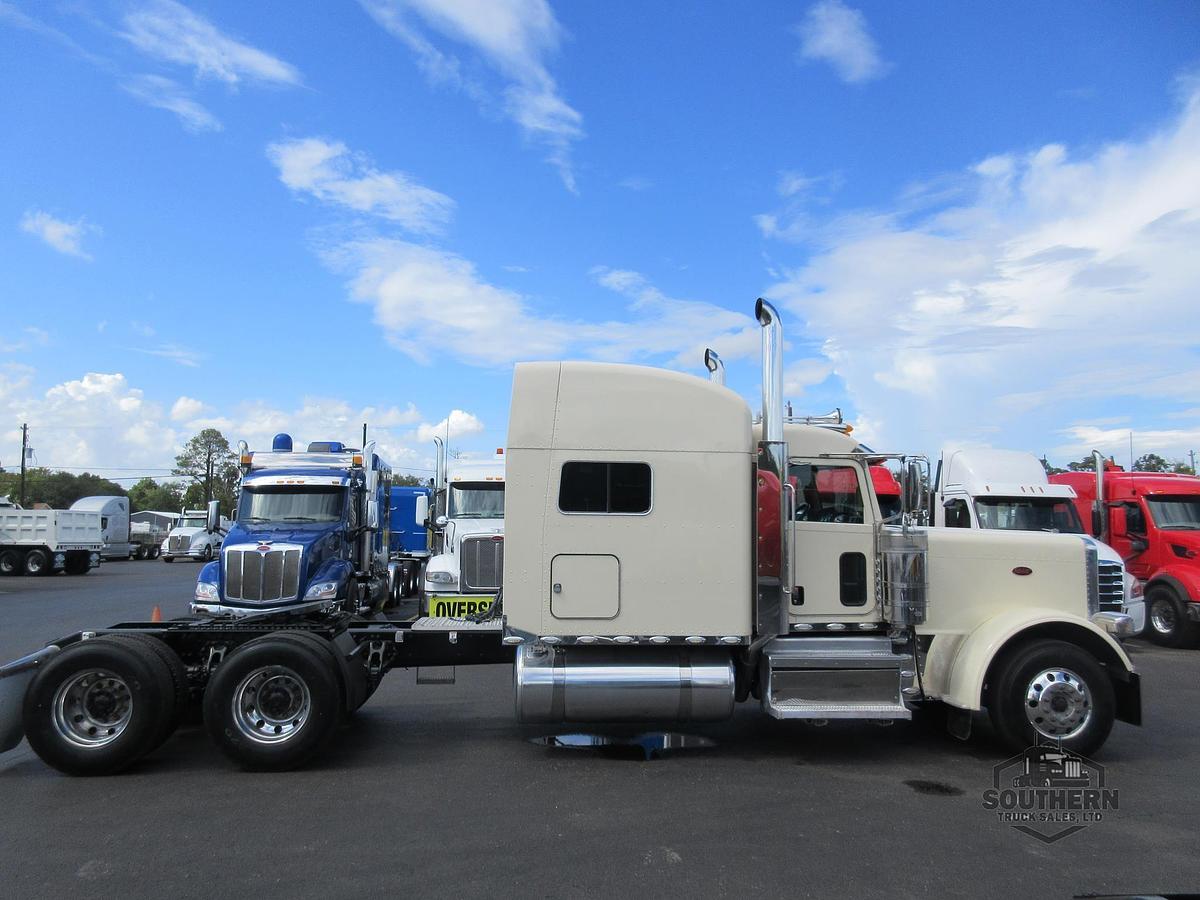 Used 2019 PETERBILT 389