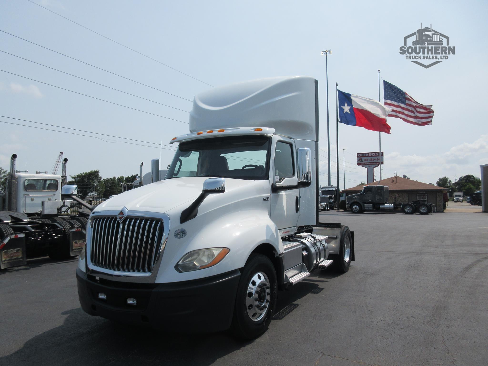 Used 2018 INTERNATIONAL LT