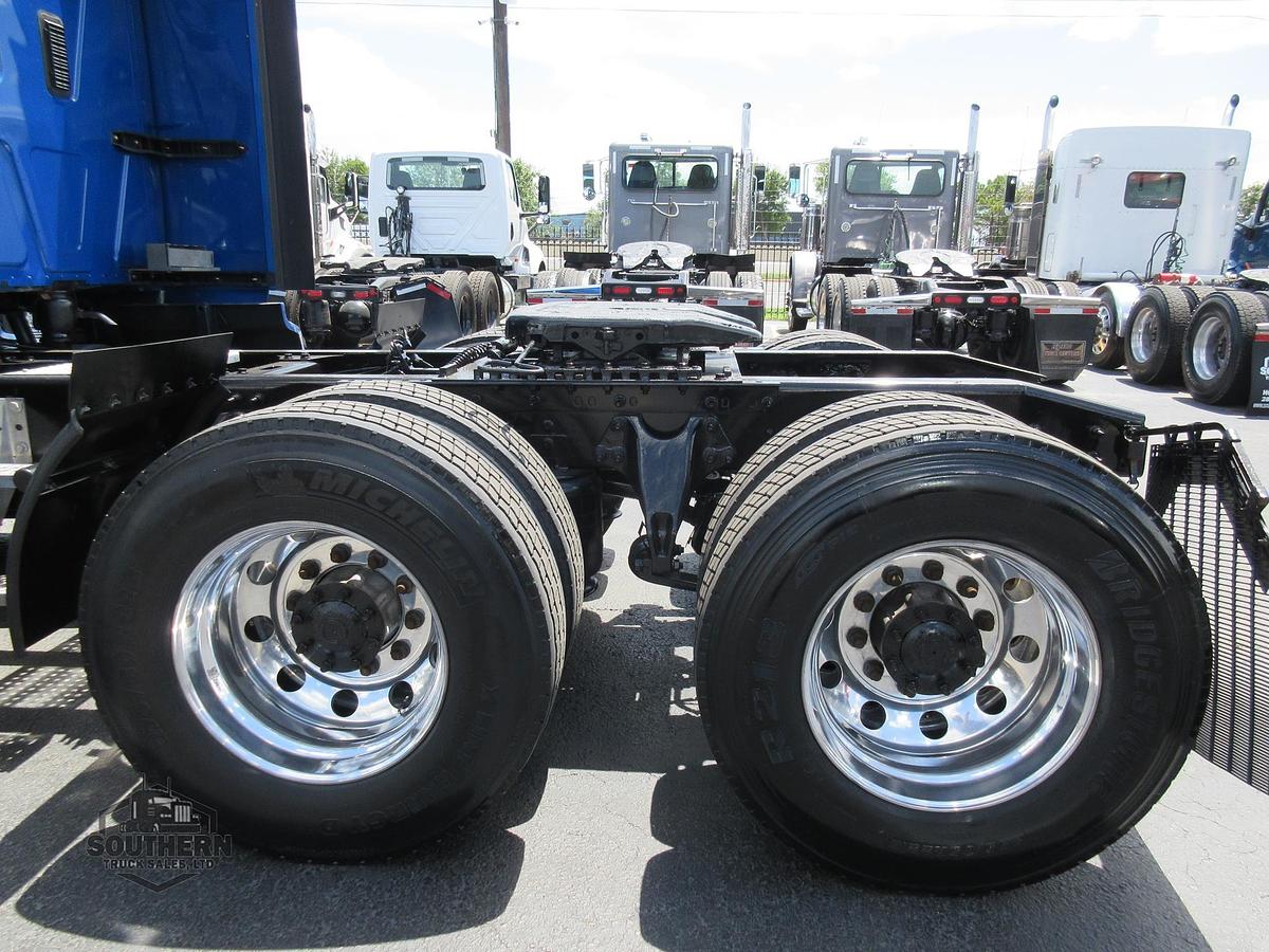 Used 2021 INTERNATIONAL LT