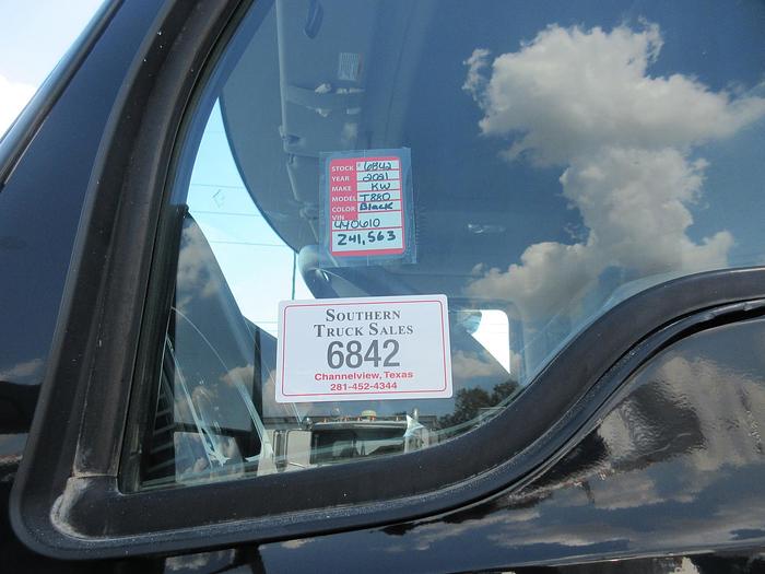 Used 2021 KENWORTH T880