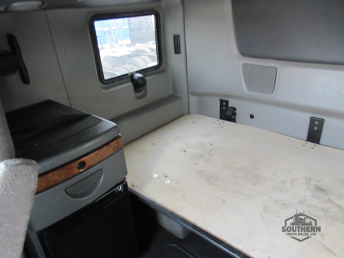 Used 2021 INTERNATIONAL LT