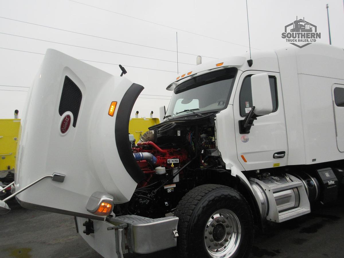 Used 2021 PETERBILT 567