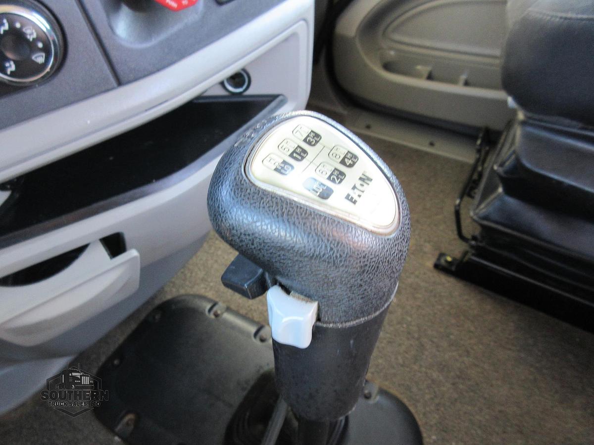 Used 2020 PETERBILT 567