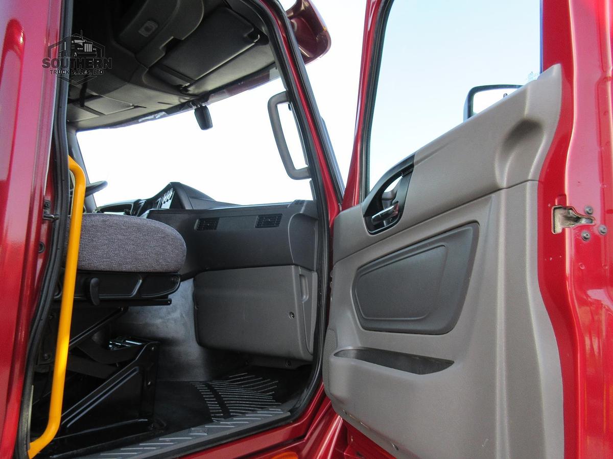 Used 2023 INTERNATIONAL LT