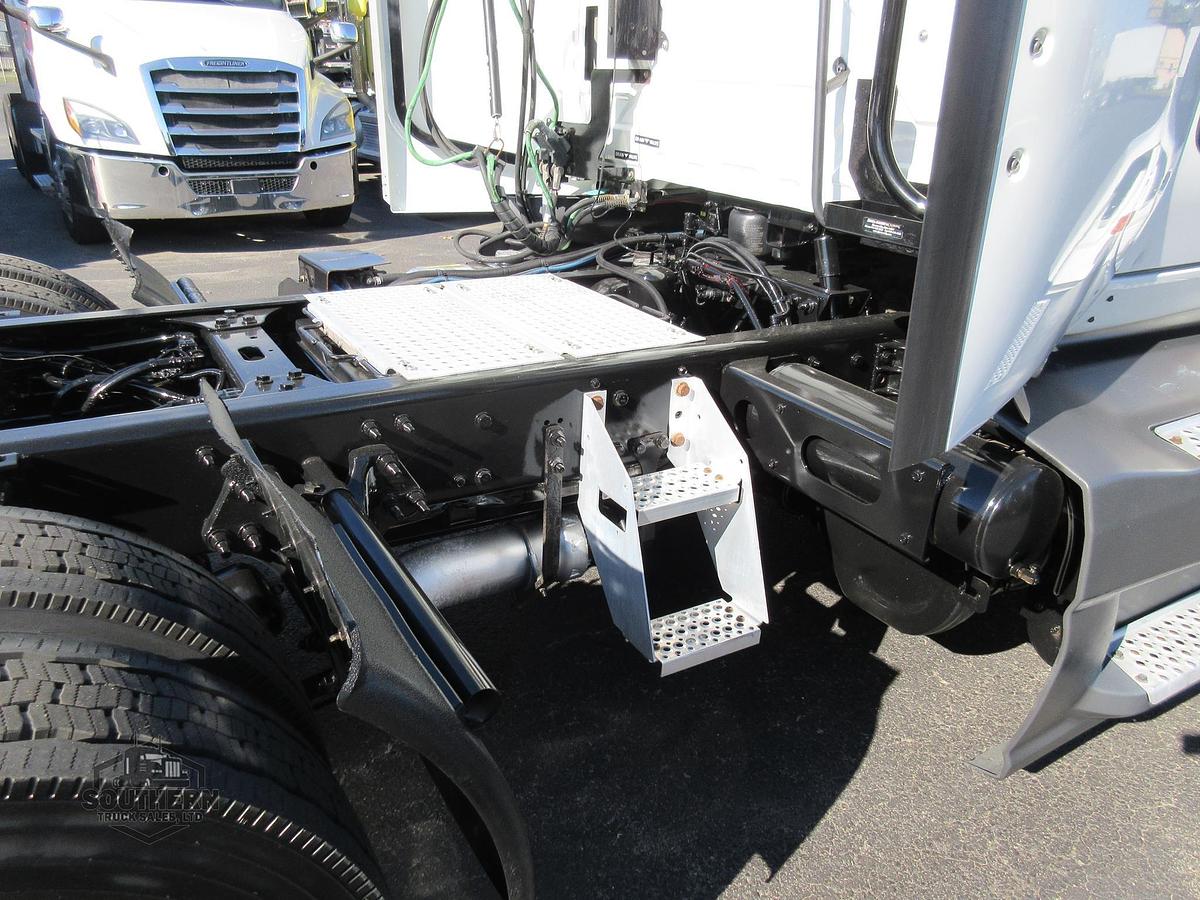 Used 2021 INTERNATIONAL LT