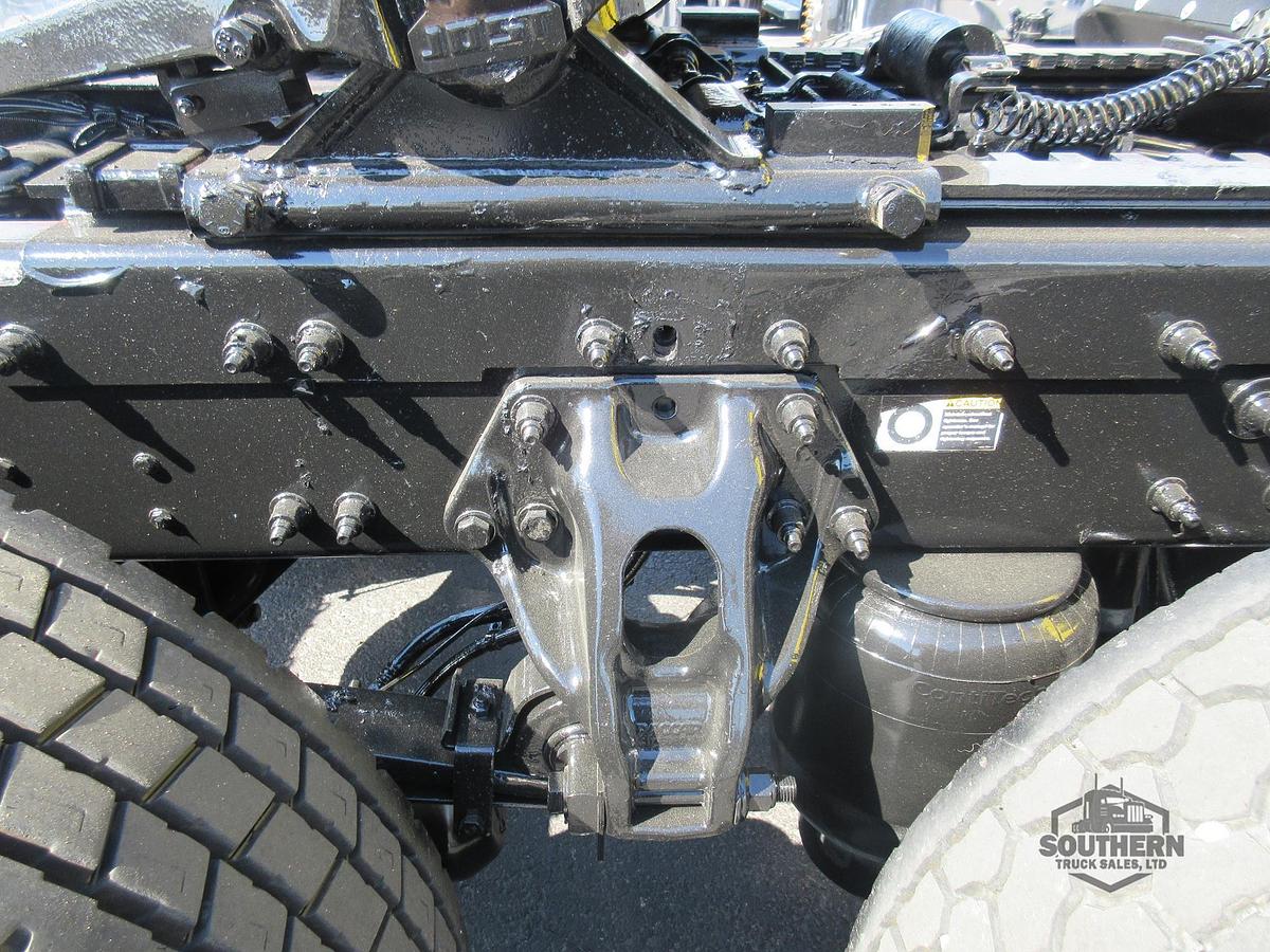 Used 2019 PETERBILT 389