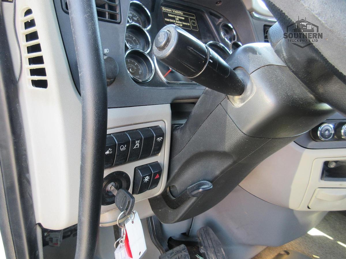 Used 2020 PETERBILT 567