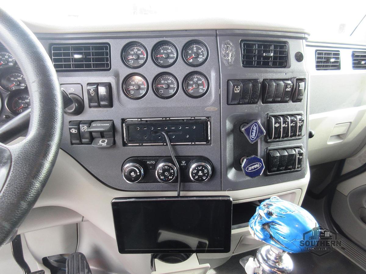 Used 2020 PETERBILT 567