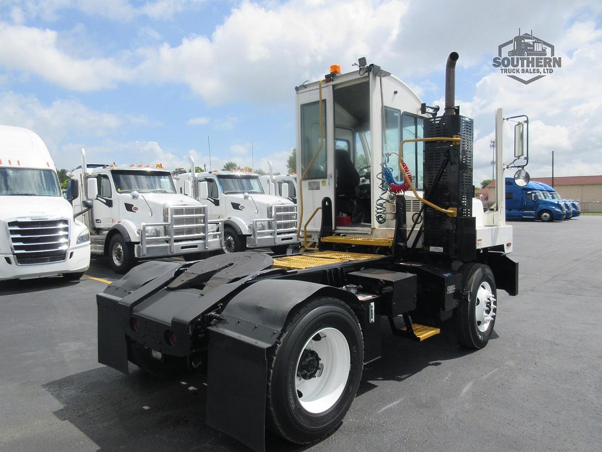 Used 2022 AUTOCAR XSPOTTER ACTT