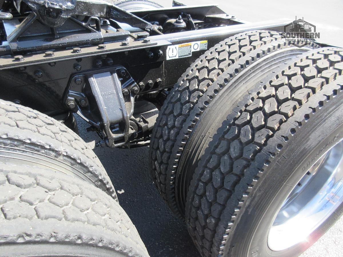 Used 2016 KENWORTH T880