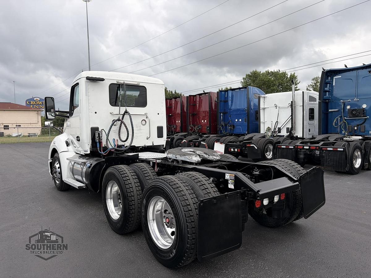 Used 2022 KENWORTH T680
