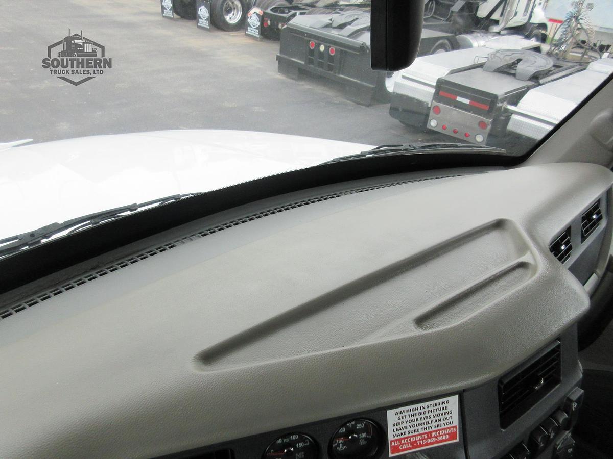 Used 2018 PETERBILT 579