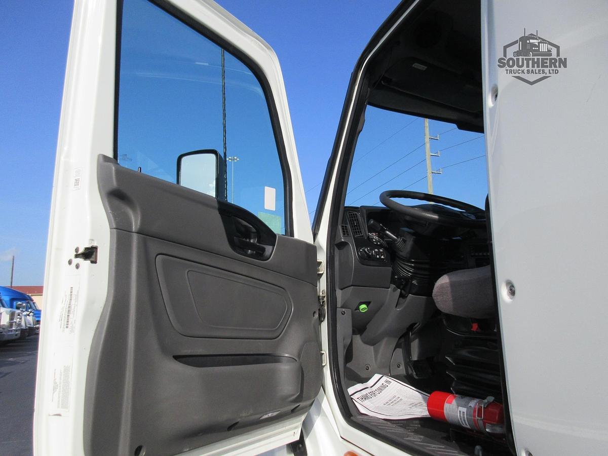 Used 2021 INTERNATIONAL LT