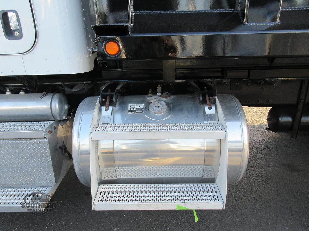 Used 2019 PETERBILT 389