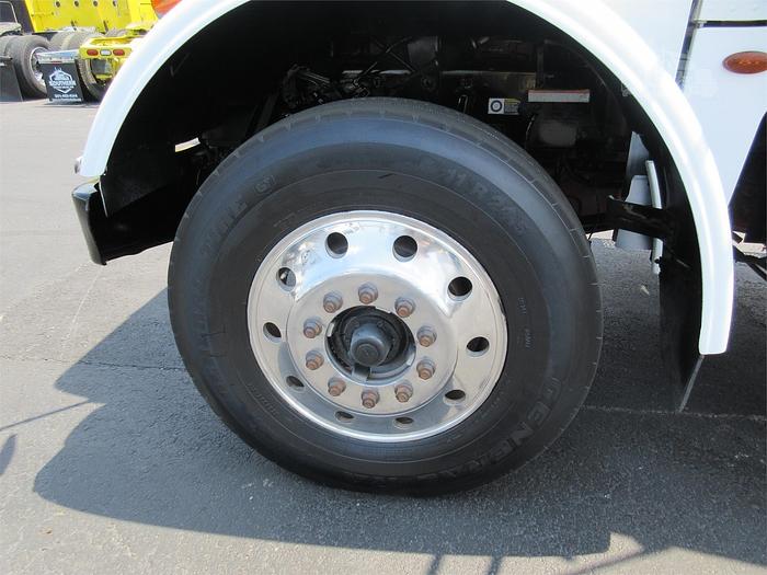 Used 2016 PETERBILT 365