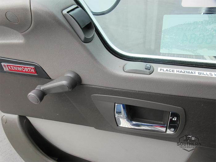 Used 2021 KENWORTH T270